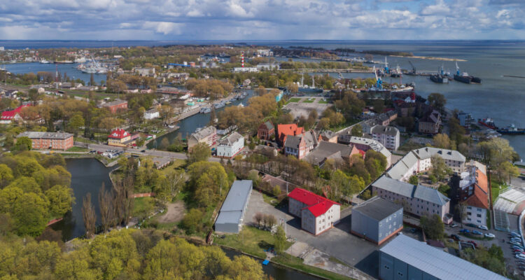 Fotografía panorámica de la ciudad de Kaliningrado.