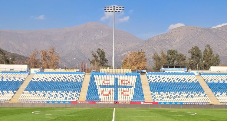 Estadio San Carlos de Apoquindo