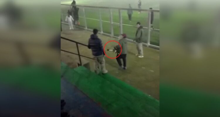 Santa Juana motosierra fútbol