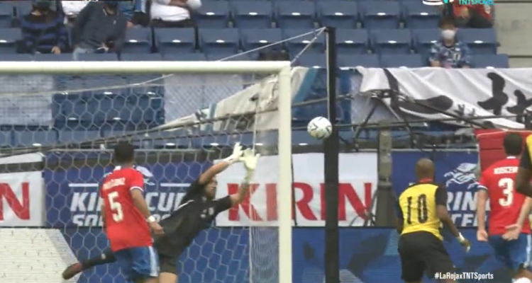 Sebastián Pérez evitó la tempranera apertura de la cuenta de Ghana.