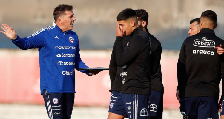 La Selección chilena iniciará su gira por Asia.