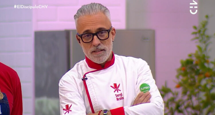 Sergi Arola cruzado de brasos en el programa El Discípulo del Chef.