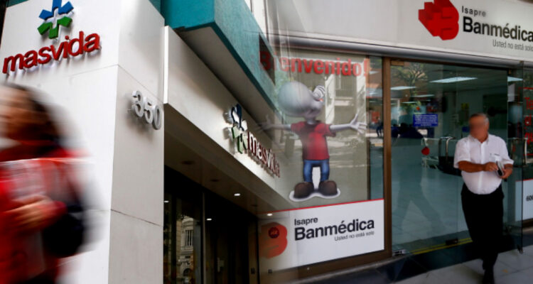 Super. de Salud falla contra las Isapres en primera instancia por alzas en precio de los planes