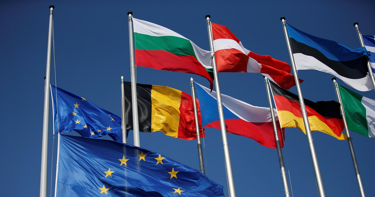 Unión Europea otorga a Ucrania y Moldavia el estatus de países candidatos
