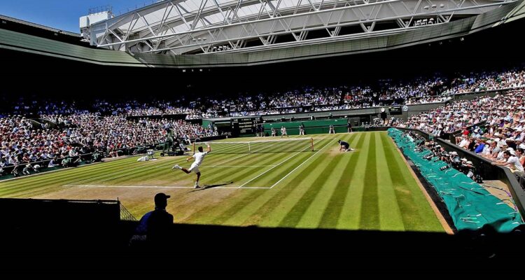 Wimbledon sigue generando polémica en el tenis.