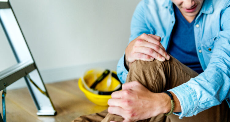 Trabajador con accidente laboral