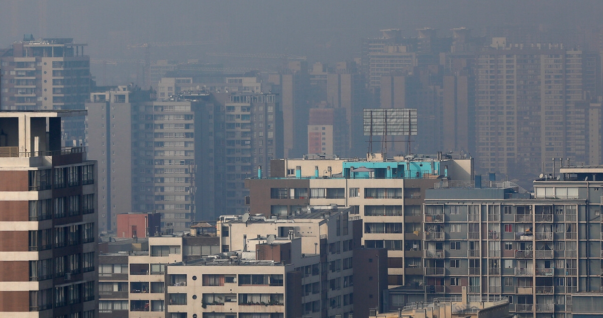 Alerta Ambiental rige durante este viernes en la región Metropolitana