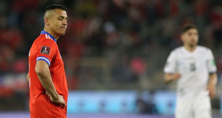 Alexis Sánchez se aleja del fútbol italiano.