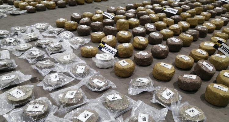 Cae banda colombiana que operaba en la RM y que ingresaba toneladas de marihuana al país