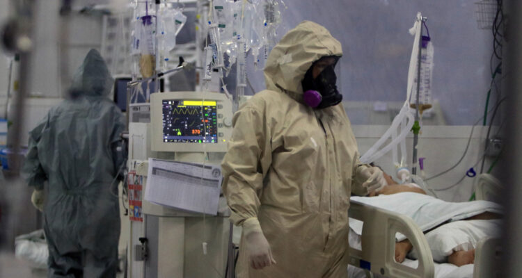 Identifican en Bolivia nuevas sub-variantes de covid-19 mutadas de Ómicron