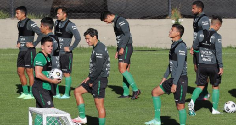 Inédita forma de conseguir técnico en la selección de Bolivia.