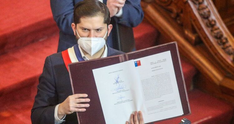 Boric carta Lagos Constitución