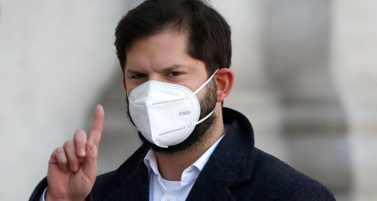 Boric niega intervencionsimo