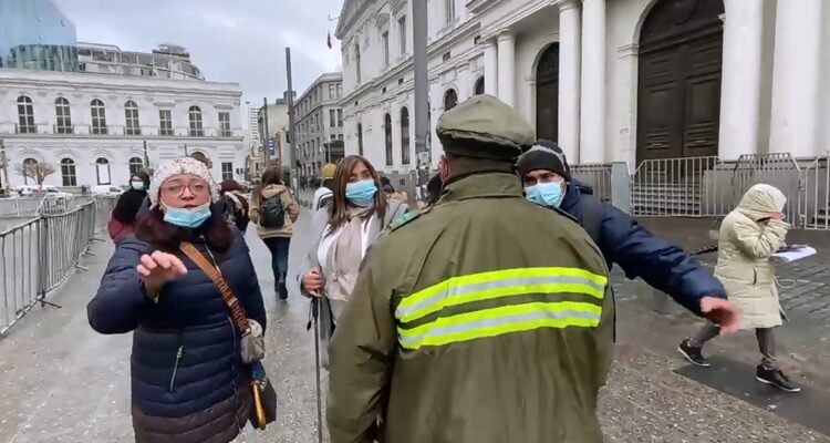 Senadora Campillai y su equipo protagonizan altercado con “Team Patriota” de “Pancho Malo”