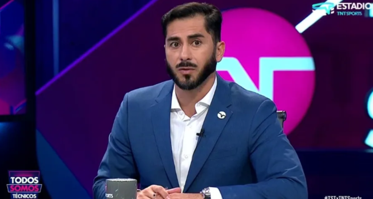 Johnny Herrera sacó carcajadas en TST por su nula objetividad.