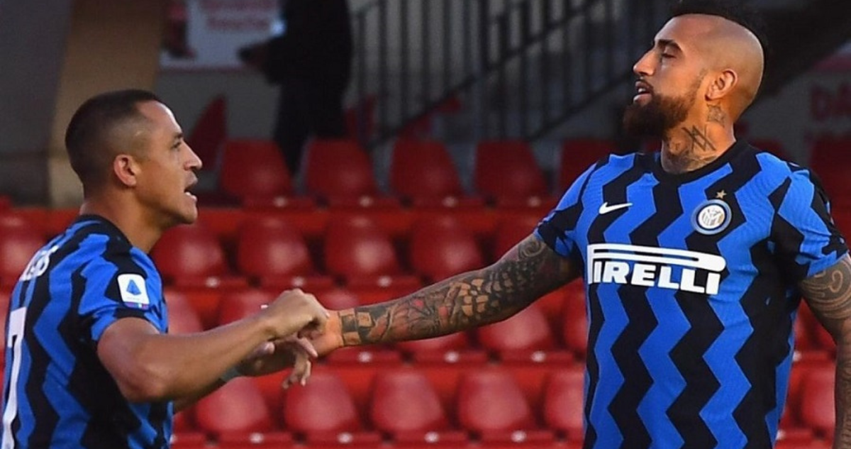 Arturo Vidal y Alexis Sánchez en su última foto juntos en Italia como jugadores del Inter.