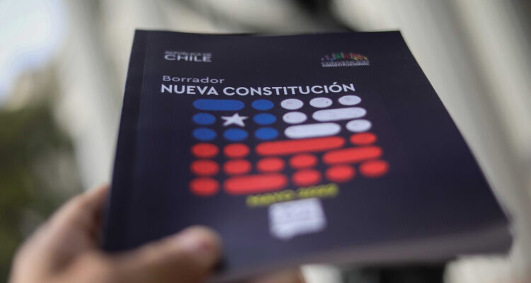 Convención entregará propuesta de Constitución al presidente Boric: esperan ceremonia “solemne”