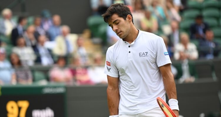 Cristian Garin sigue sufriendo por su desplome en el ranking ATP.