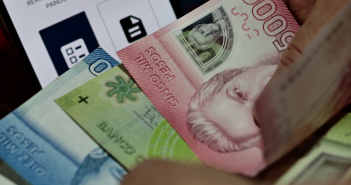 El poder adquisitivo de los chilenos cae por octavo mes consecutivo
