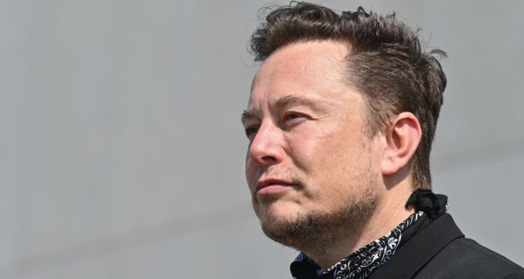Elon Musk niega infidelidad