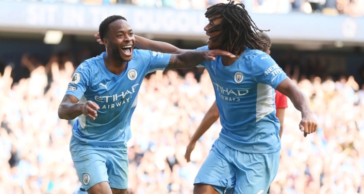 Raheem Sterling y Aké llegan al Chelsea.
