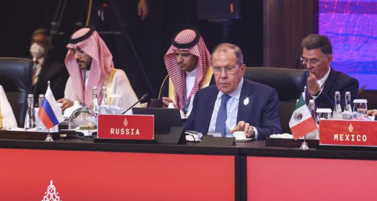 Sergei Lavrov en la cumbre del G20.