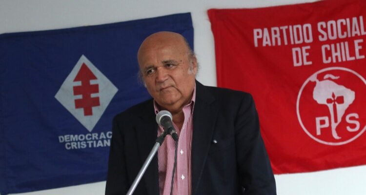 Genaro Arriagada, jefe de campaña del “No”, votará Rechazo: El Apruebo es un callejón sin salida