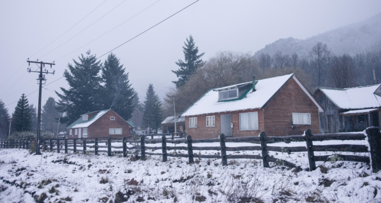 Gobierno anuncia que estudiantes de Lonquimay y Curarrehue deberán postergar inicio de clases