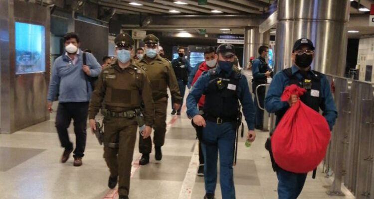 Gobierno y Metro extienden plan para erradicar comercio ambulante del tren subterráneo