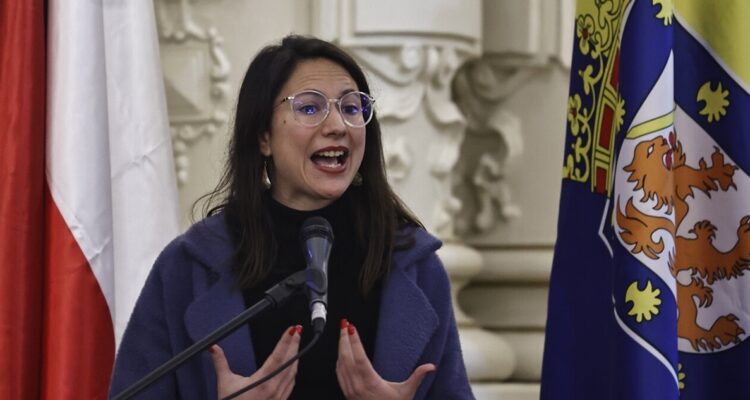 “La violencia nunca será el camino”: Gobierno y municipio condenan incidentes en Instituto Nacional