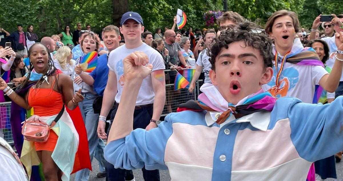 Elenco de Heartstopper en el Pride de Londres