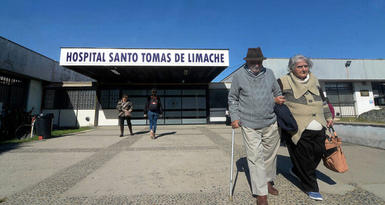 Funcionarios del Hospital de Limache inician paro ante constantes cortes de luz