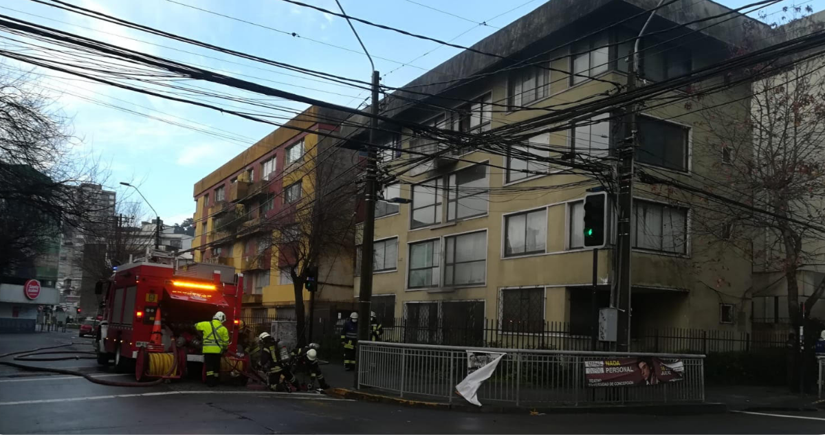 incendio-frente-a-mall-del-centro-concepcion.png