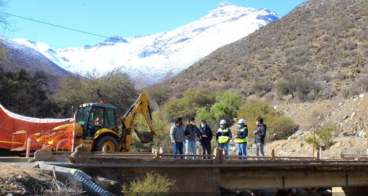 intensa búsqueda de criancero en Monte Patria