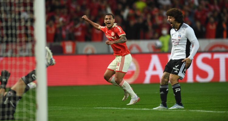 Internacional y Colo Colo en Porto Alegre