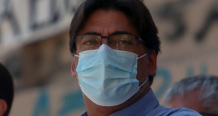 Jadue informa que se apelará a liquidación forzosa de la Asociación de Farmacias Populares