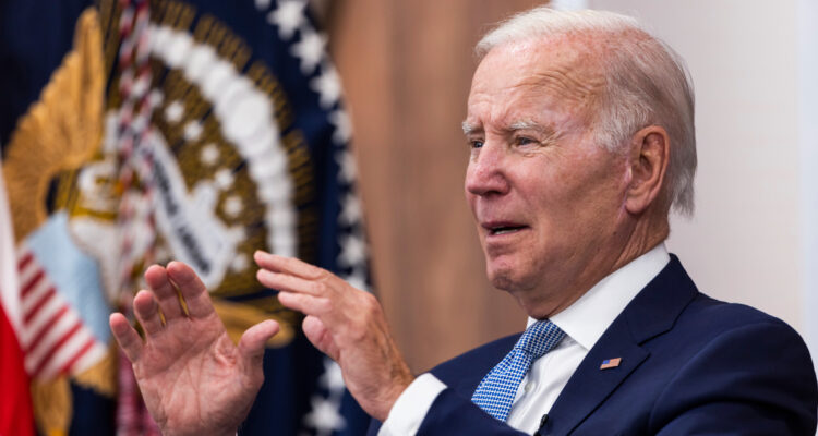 Presidente Biden vuelve a dar positivo a covid-19