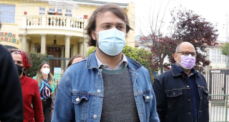 Jorge Sharp y dictamen de Contraloría