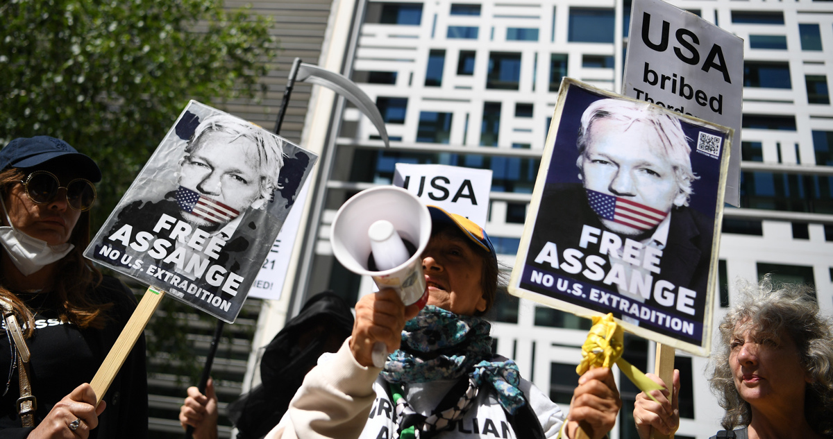Protestas en favor de Julian Assange.