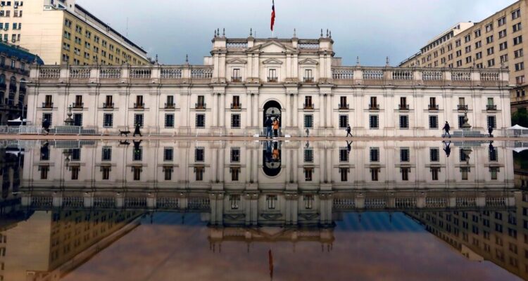 Gobierno abogada Luppy Aguirre