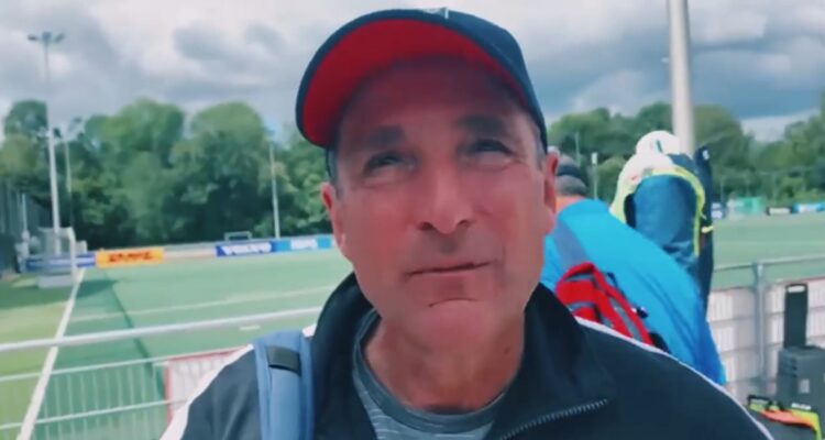 Sergio ‘Cachito’ Vigil, coach de Las Diablas.