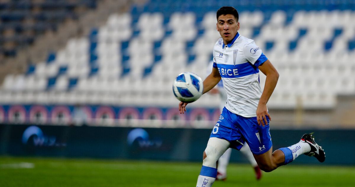 Marcelino Núñez se va de Universidad Católica.