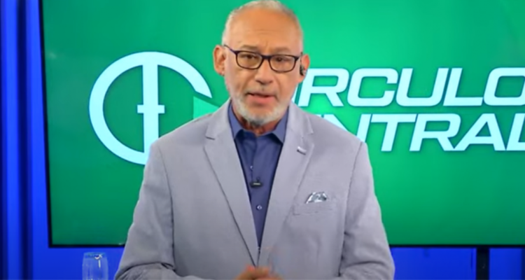 Mauricio Israel destroza el presente de la U.