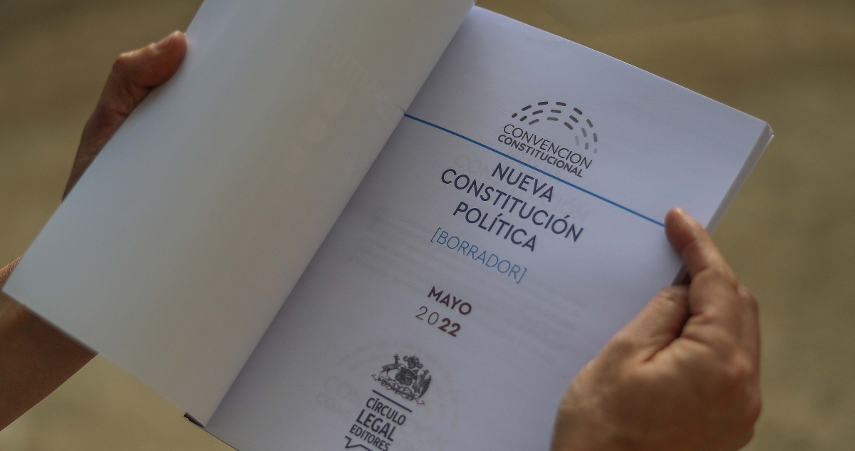 Nueva Constitución encuesta municipalidades