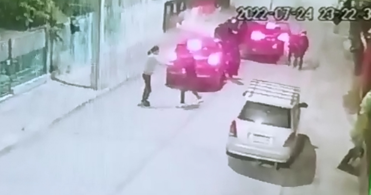 Parejas sufren el robo de sus vehículos tras ilícitos en San Joaquín y Maipú