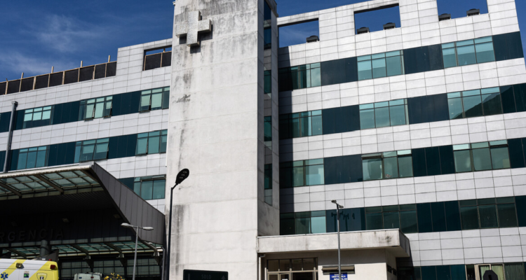 Paro de funcionarios en el Hospital Regional