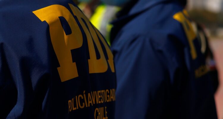 Dos personas mueren baleadas tras tiroteo en Lo Espejo