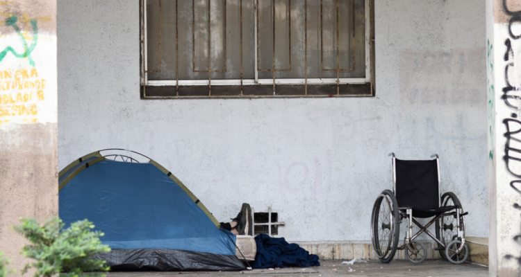 Piden funcionamiento de albergue por 24 horas en Los Ángeles