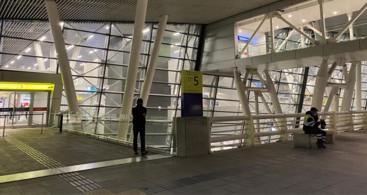 Terminal internacional robo casa de cambio aeropuerto