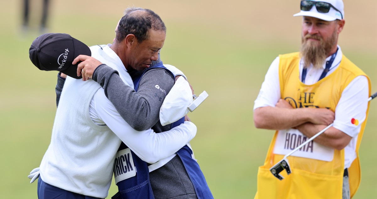 Tiger Woods no contuvo la emoción en el British Open.